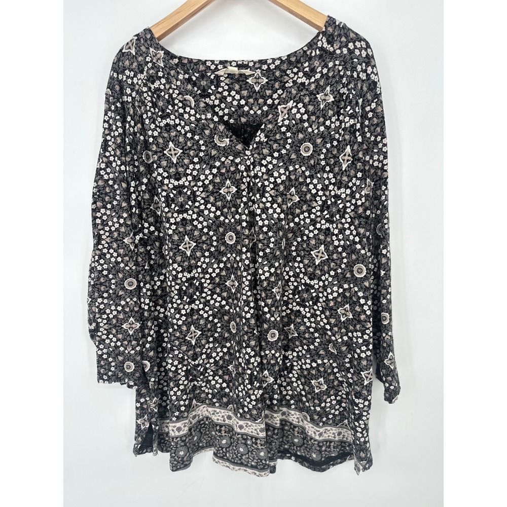 Lucky Brand Tunic Top Women 3X‎ Black Floral Boho V-Neck Flowy Casual Peasant